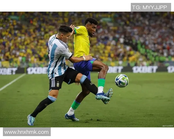 某女足球星领衔球队奋勇争冠 赛场上的拼搏与坚持成就传奇