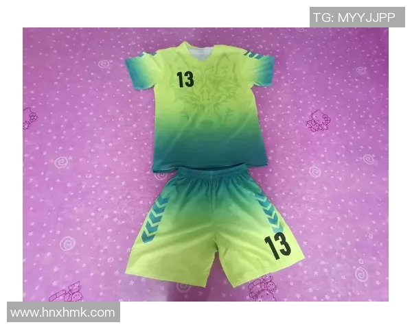 足球巨星球衣全套收藏下载 一站式体验世界顶级球员的经典装备